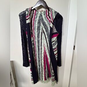 Women’s BKE cardigan.